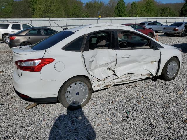 Sedans FORD FOCUS 2014 White