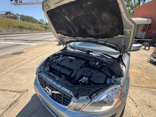Parquets VOLVO XC60 2012 Srebrny