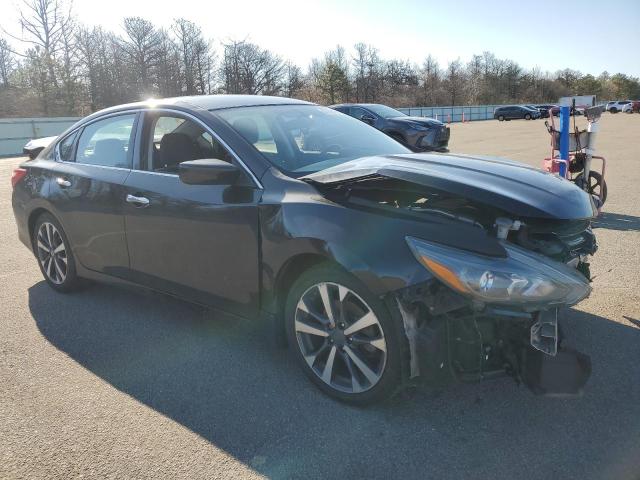  NISSAN ALTIMA 2016 Czarny