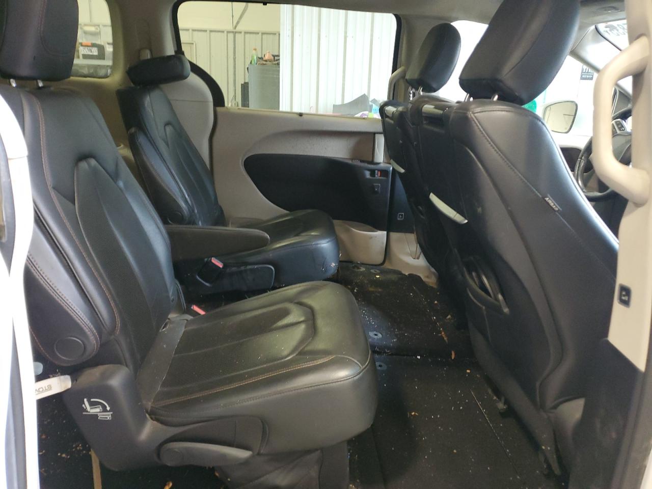 2c4rc1eg1hr628287 2C4RC1EG1HR628287 2017 Chrysler Pacifica Touring L Plus