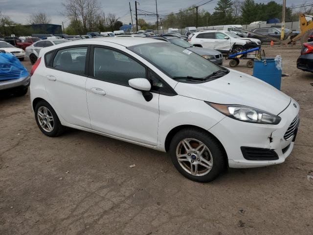  FORD FIESTA 2017 White