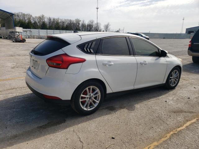 Hatchbacks FORD FOCUS 2015 Biały