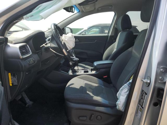  KIA SORENTO 2016 Srebrny