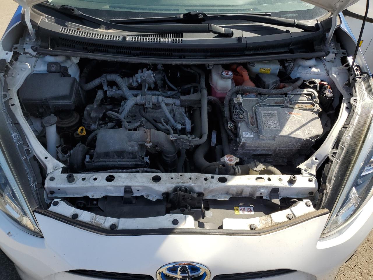 2018 Toyota Prius C VIN: JTDKDTB32J1617305 Lot: 53308695