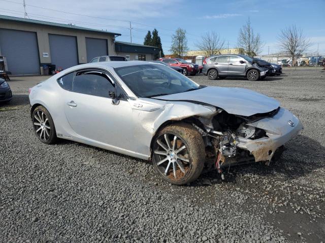  TOYOTA SCION 2013 Srebrny
