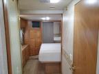 Central Square, NY에서 판매 중인 2004 Freightliner Chassis X Line Motor Home - Normal Wear