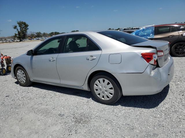  TOYOTA CAMRY 2012 Srebrny