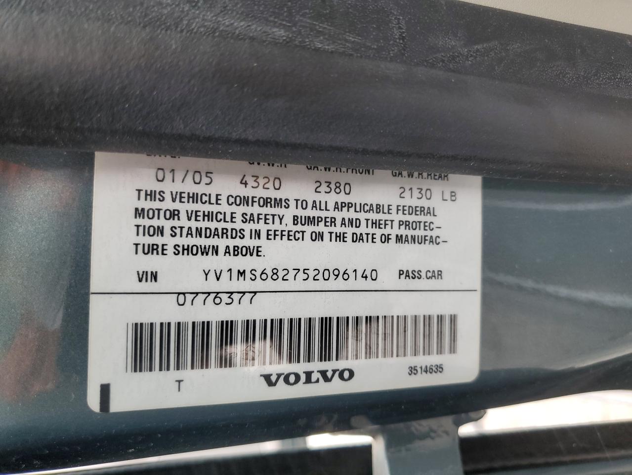 2005 Volvo S40 T5 VIN: YV1MS682752096140 Lot: 53335395