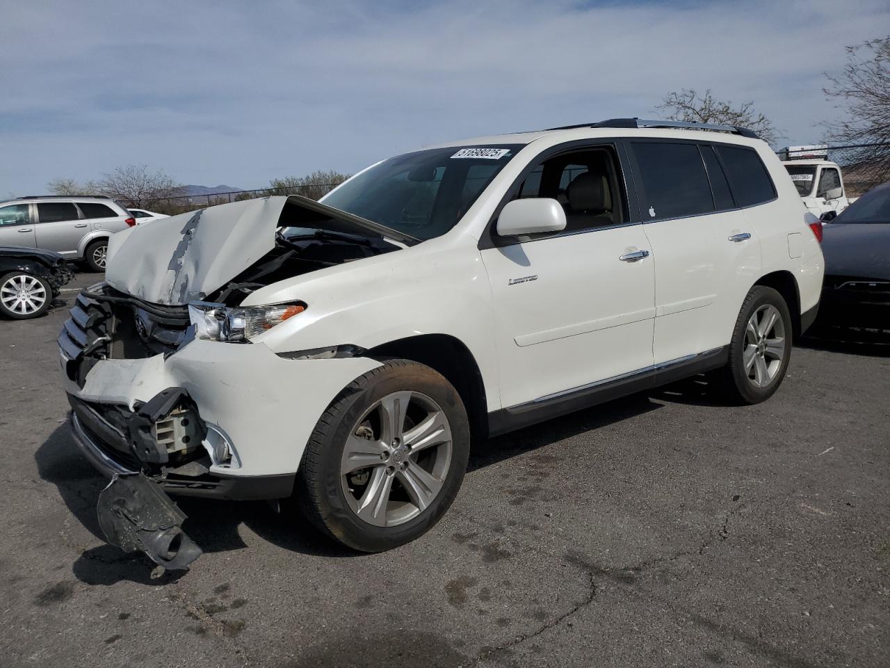 2013 Toyota Highlander Limited for Sale in North Las Vegas, NV - Front End