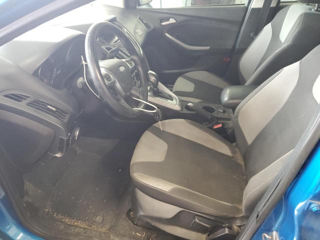 Hatchbacks FORD FOCUS 2012 Granatowy
