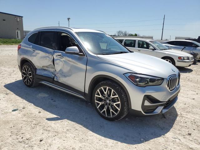  BMW X1 2021 Srebrny