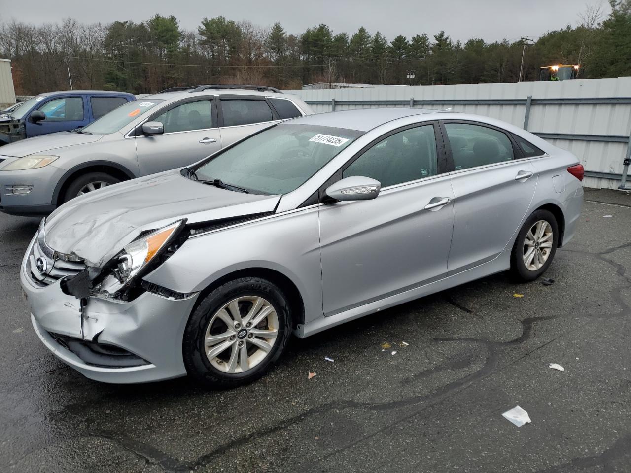 2014 Hyundai Sonata Gls for Sale in Exeter, RI - Front End