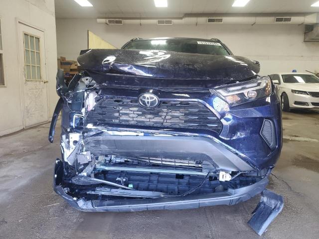  TOYOTA RAV4 2023 Granatowy