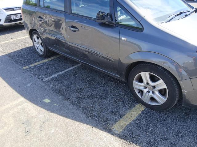 2010 VAUXHALL ZAFIRA EXC
