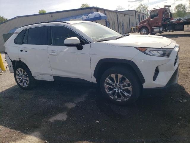 TOYOTA RAV4 2020 Белы
