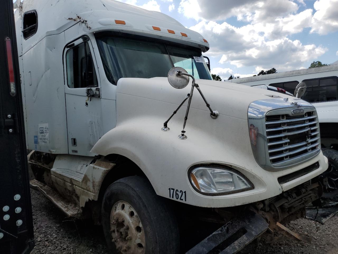 2009 Freightliner Conventional Columbia for Sale in Augusta, GA - All Over