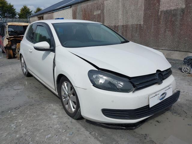 2011 VOLKSWAGEN GOLF MATCH
