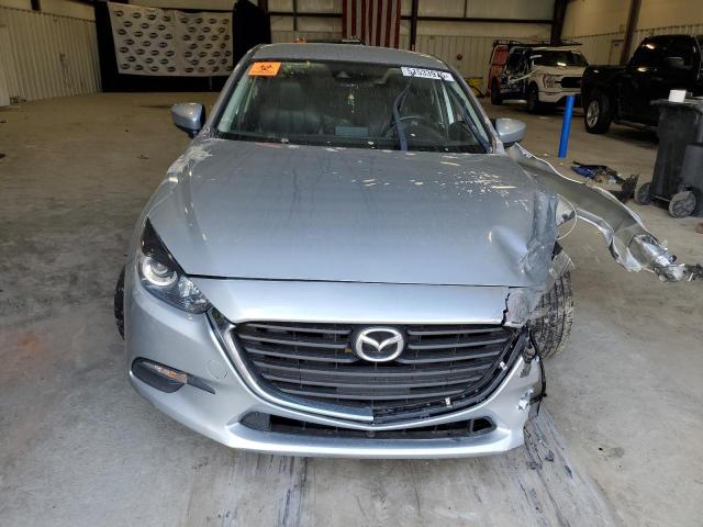  MAZDA 3 2017 Srebrny