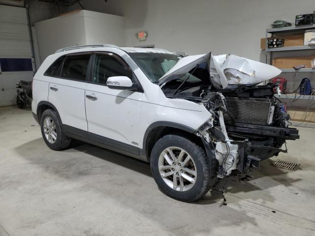  KIA SORENTO 2015 White