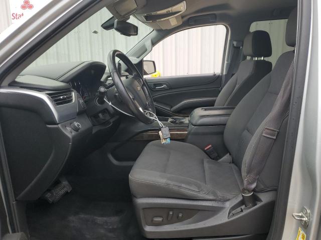 Parquets CHEVROLET SUBURBAN 2016 Srebrny