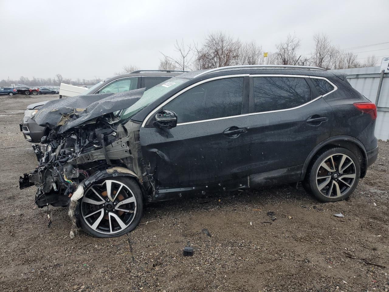 2017 Nissan Rogue Sport S for Sale in London, ON - Front End