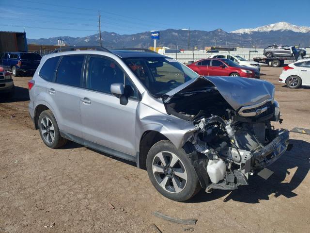  SUBARU FORESTER 2017 Silver