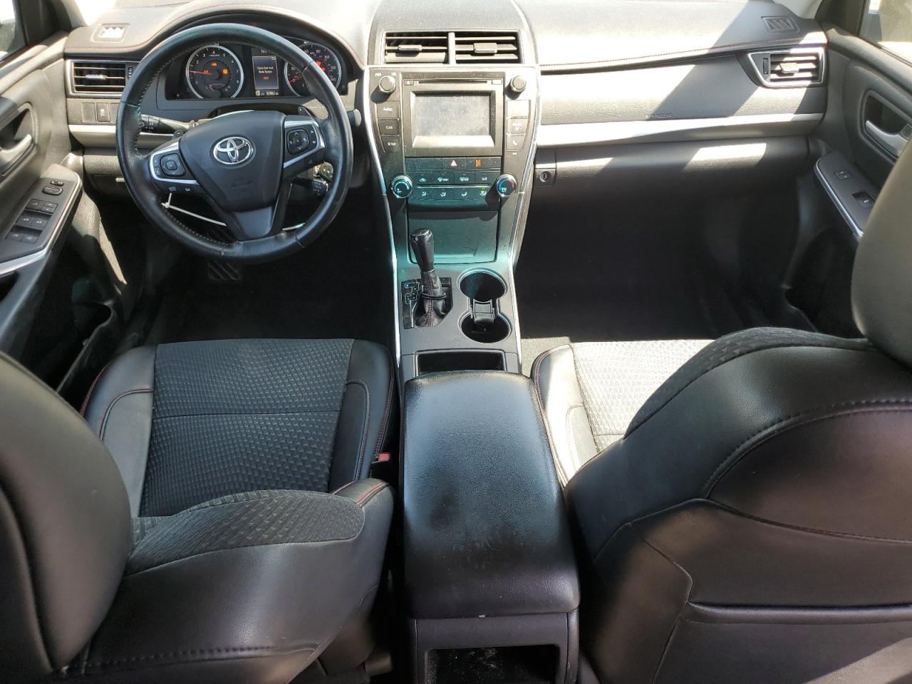 2015 Toyota Camry Le VIN: 4T1BF1FK2FU114455 Lot: 53121085