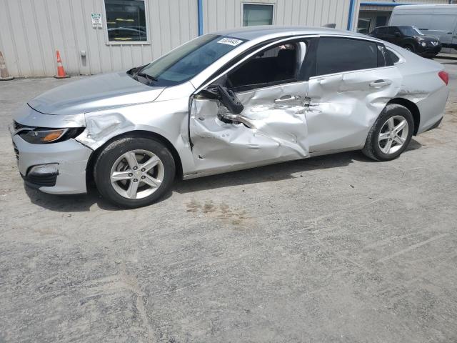  CHEVROLET MALIBU 2019 Srebrny