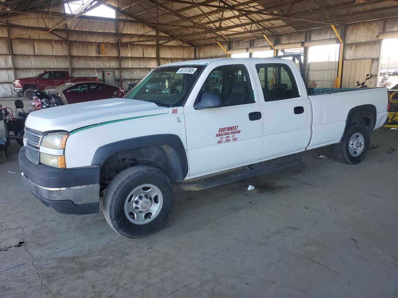 2005 Chevrolet Silverado C2500 Heavy Duty for Sale in Phoenix, AZ - Side