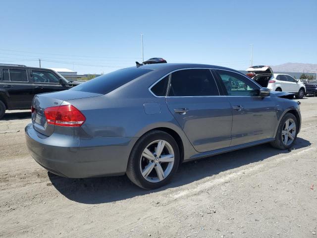 Седаны VOLKSWAGEN PASSAT 2015 Серый