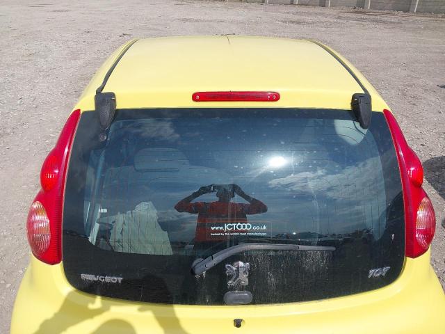 2009 PEUGEOT 107 URBAN