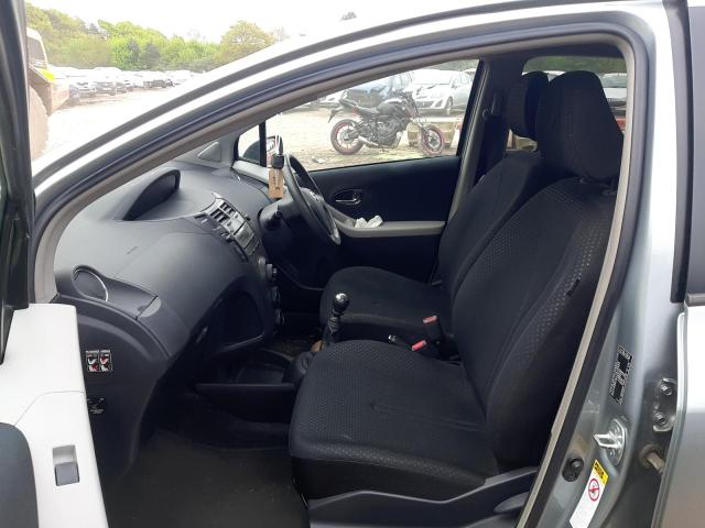 2009 TOYOTA YARIS SR V