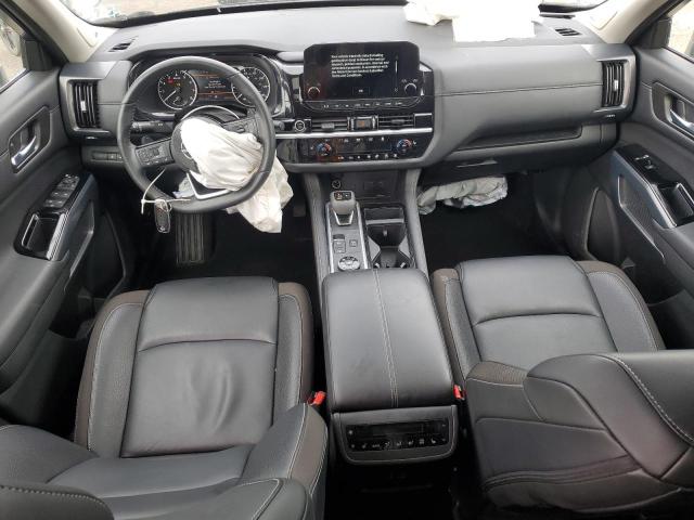  NISSAN PATHFINDER 2024 Srebrny