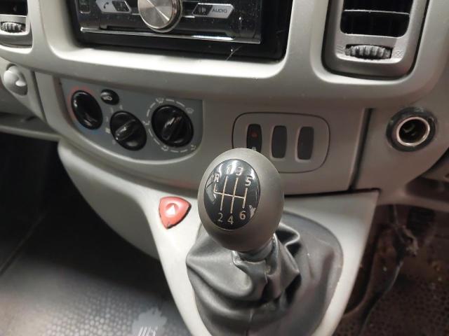 2008 VAUXHALL VIVARO 270