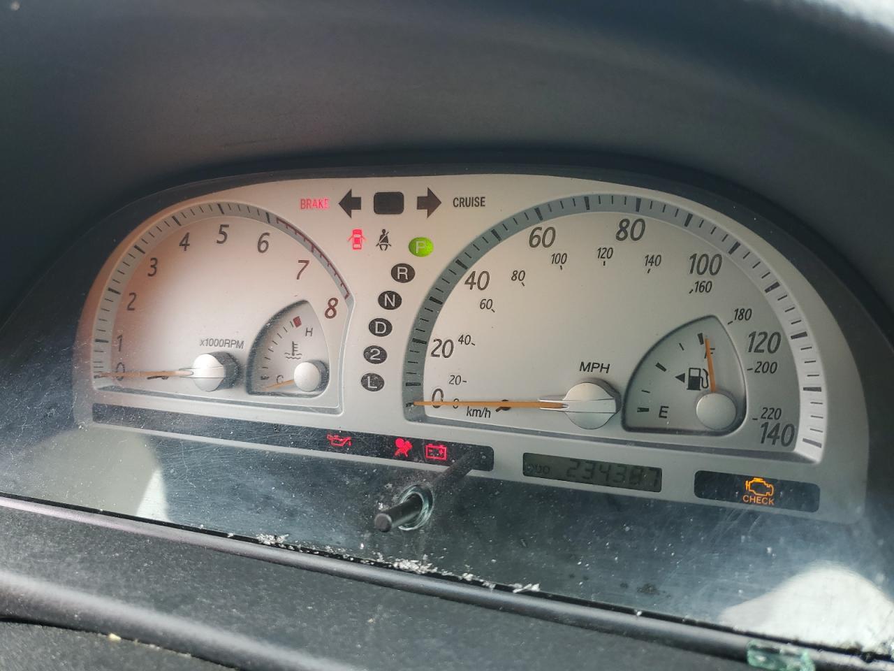 2004 Toyota Camry Le VIN: 4T1BE32K84U263437 Lot: 54679255