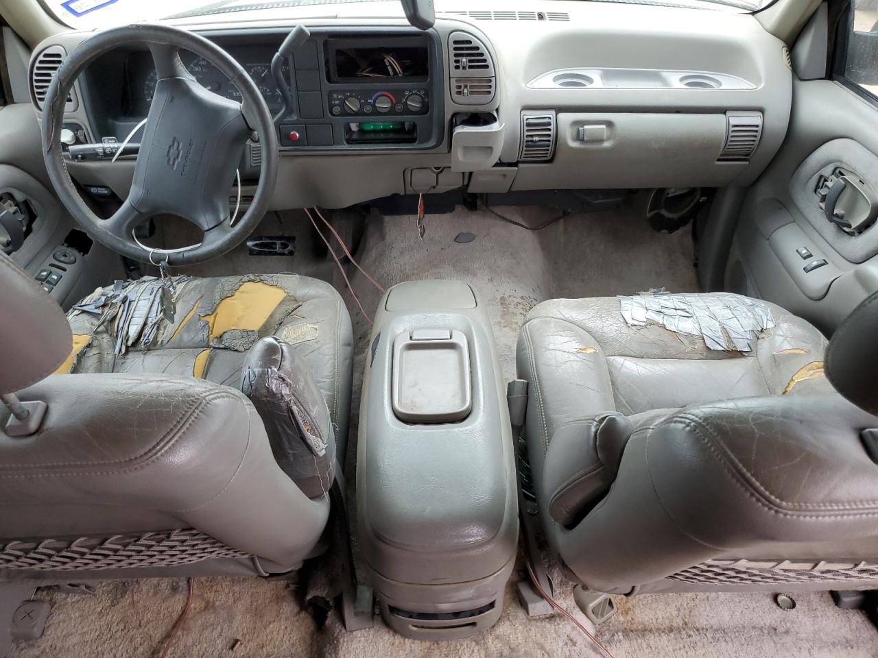 1996 Chevrolet Tahoe C1500 VIN: 1GNEC13R7TJ308706 Lot: 51789455