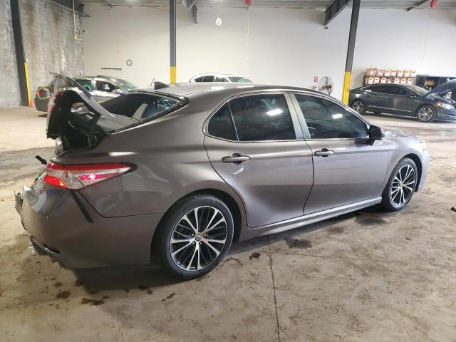  TOYOTA CAMRY 2020 Серый