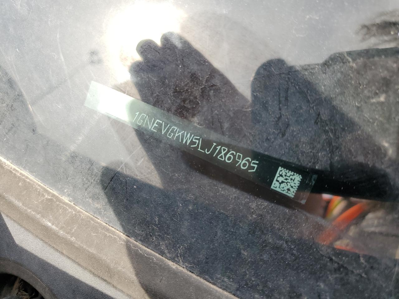 1GNEVGKW5LJ186965 2020 Chevrolet Traverse Lt