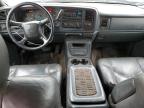 Dyer, IN에서 판매 중인 2002 Chevrolet Avalanche K1500 - Side
