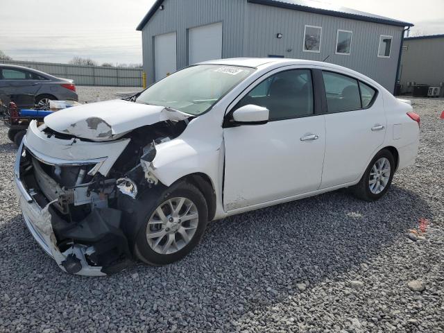  NISSAN VERSA 2018 Білий