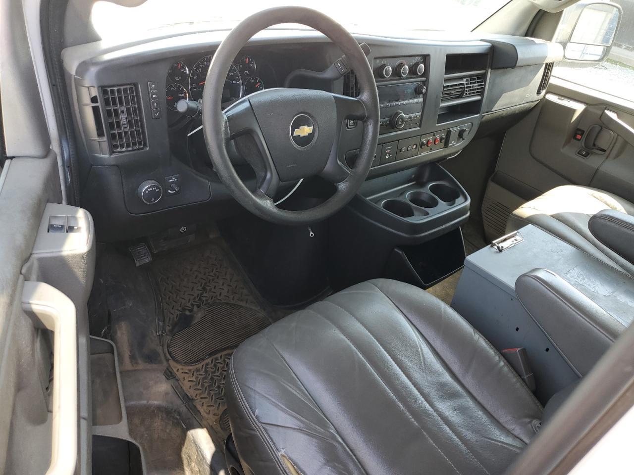 2016 Chevrolet Express G2500 VIN: 1GCWGAFF6G1139657 Lot: 52378615