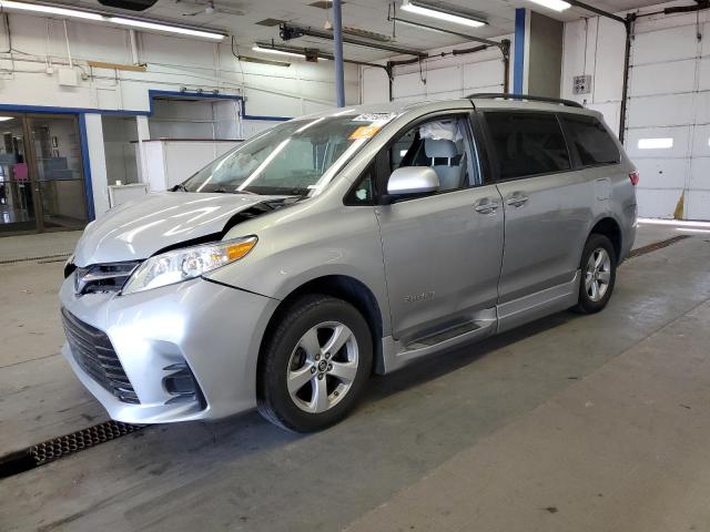 2019 Toyota Sienna Le