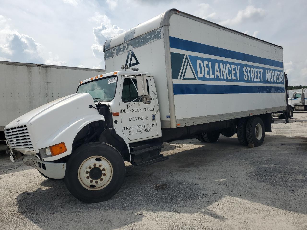 2001 International 4000 4700 продається в Harleyville, SC - Front End