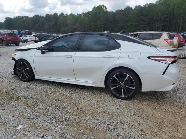  TOYOTA CAMRY 2020 Biały