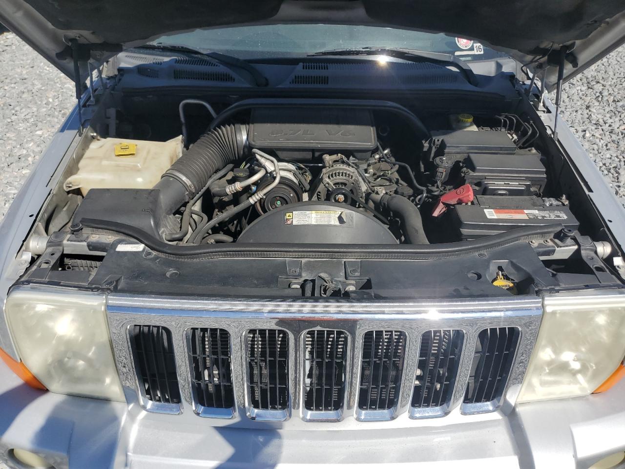 2008 Jeep Commander Sport VIN: 1J8HG48K88C162599 Lot: 52981595