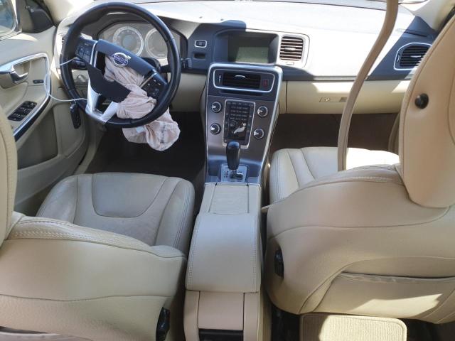  VOLVO S60 2012 Червоний