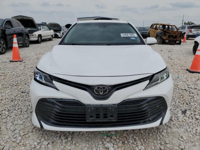  TOYOTA CAMRY 2018 Белы