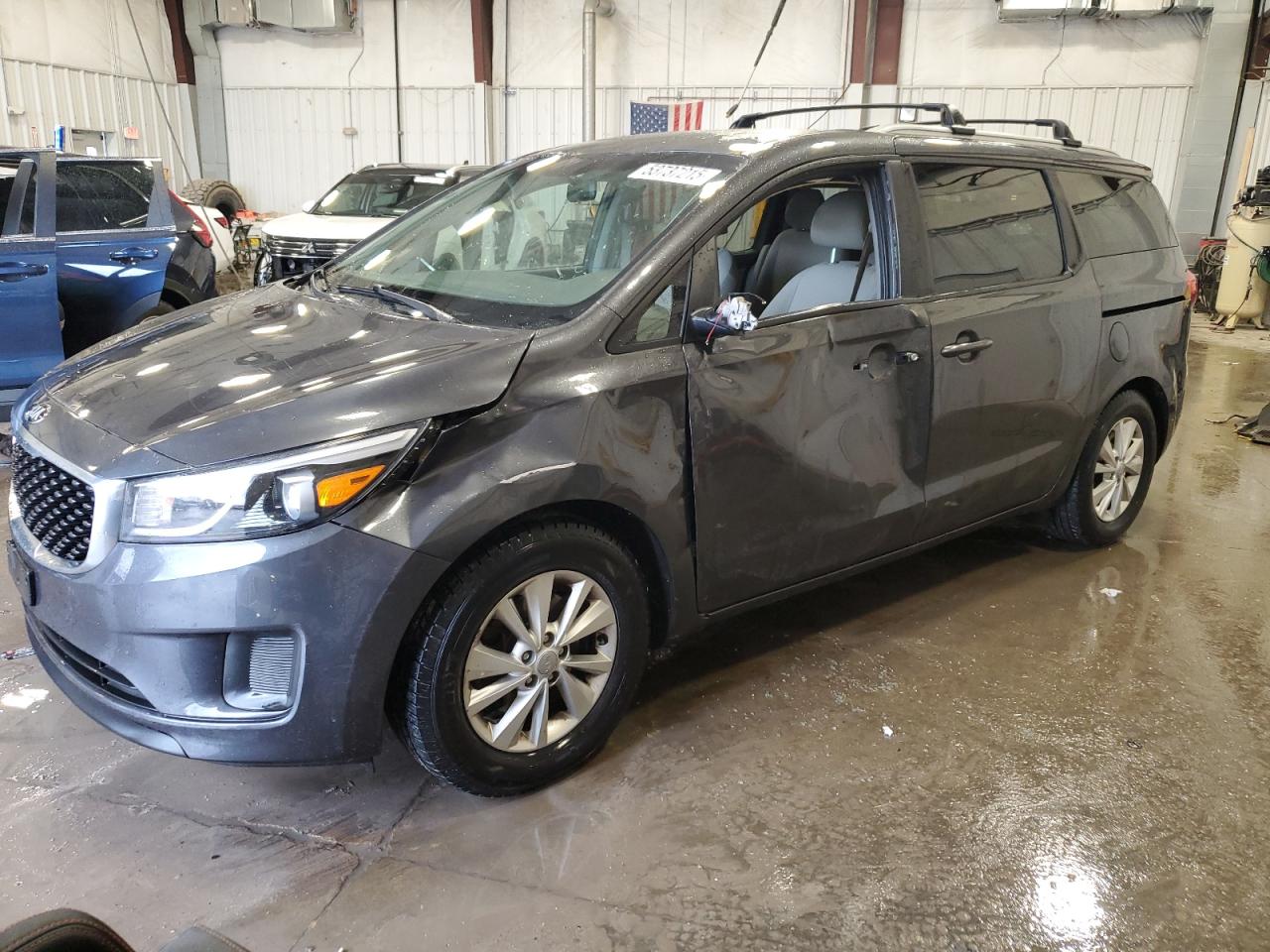 2016 Kia Sedona Lx للبيع في Franklin، WI - All Over