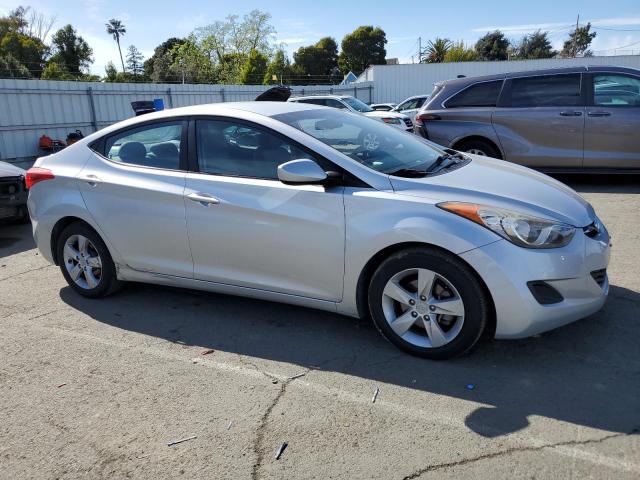  HYUNDAI ELANTRA 2013 Srebrny