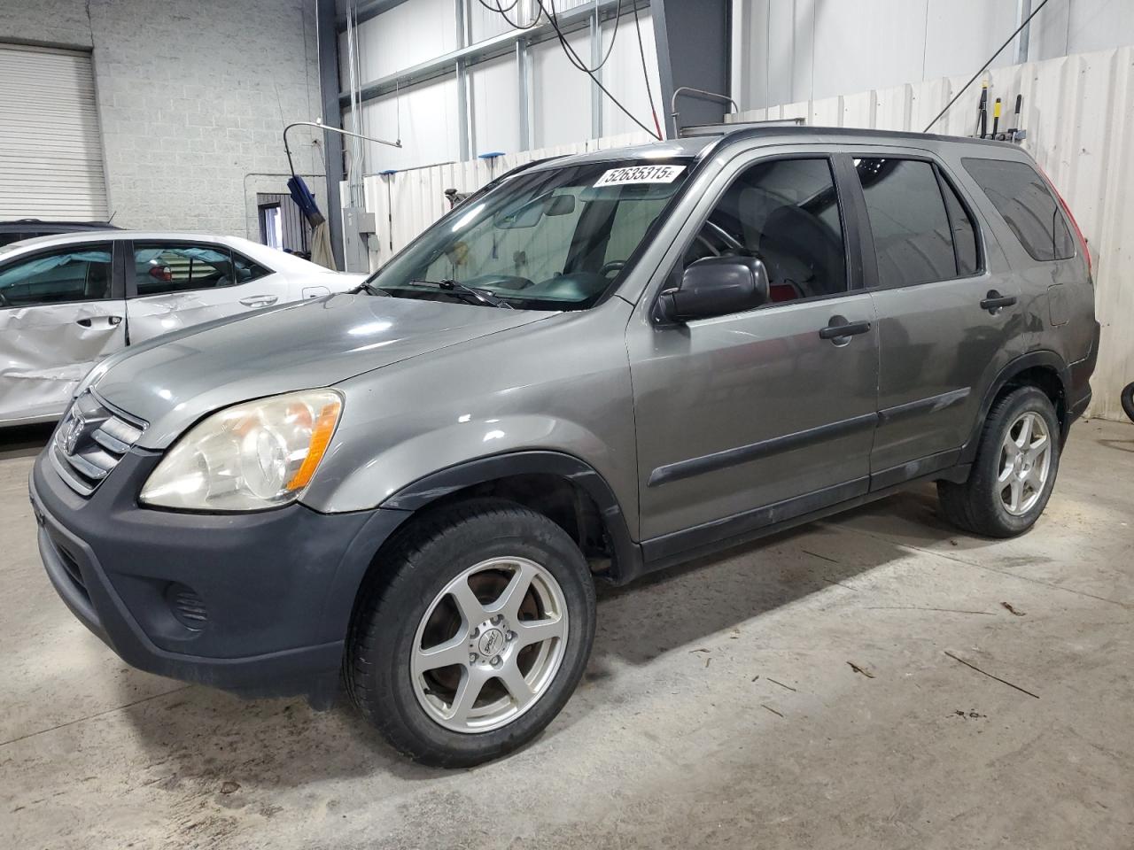 2006 Honda Cr-V Lx for Sale in Ham Lake, MN - Side